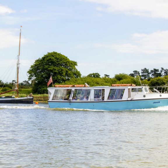 river boat cruises suffolk