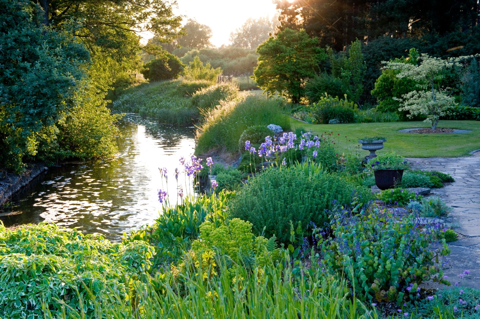 fullers-mill-gardens-visit-suffolk