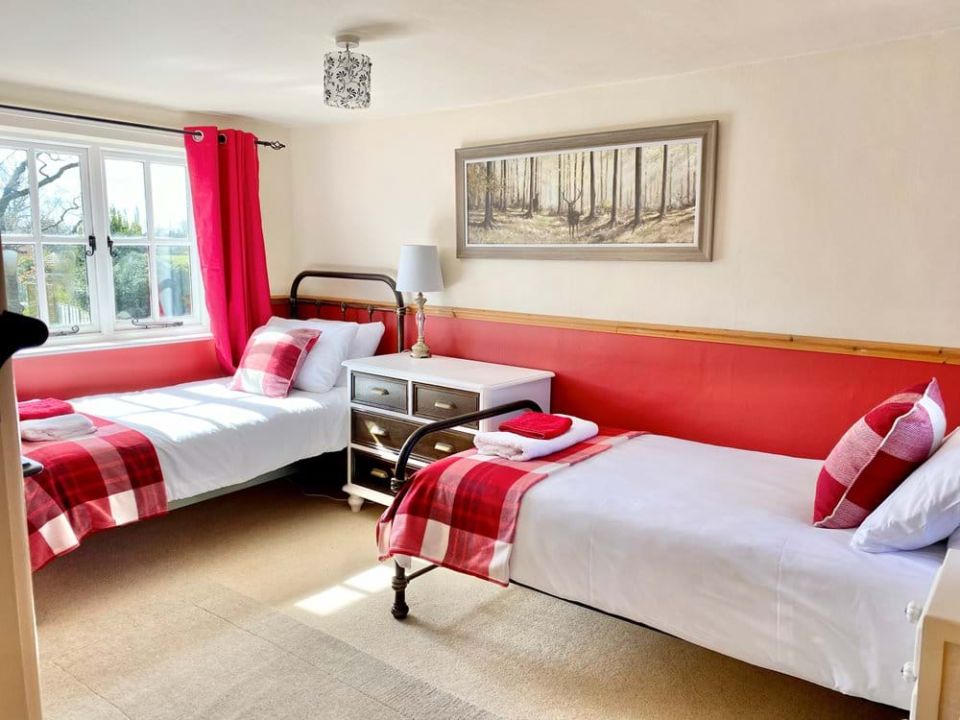 Whistle Stop Cottage Visit Norfolk