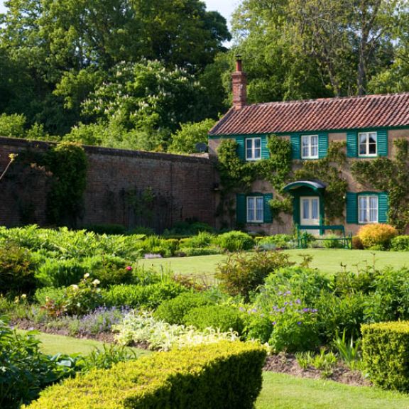 gardens to visit south norfolk